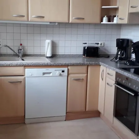 Ruhige Ferienwohnung Im Gutshaus Niederorschel Exterior foto